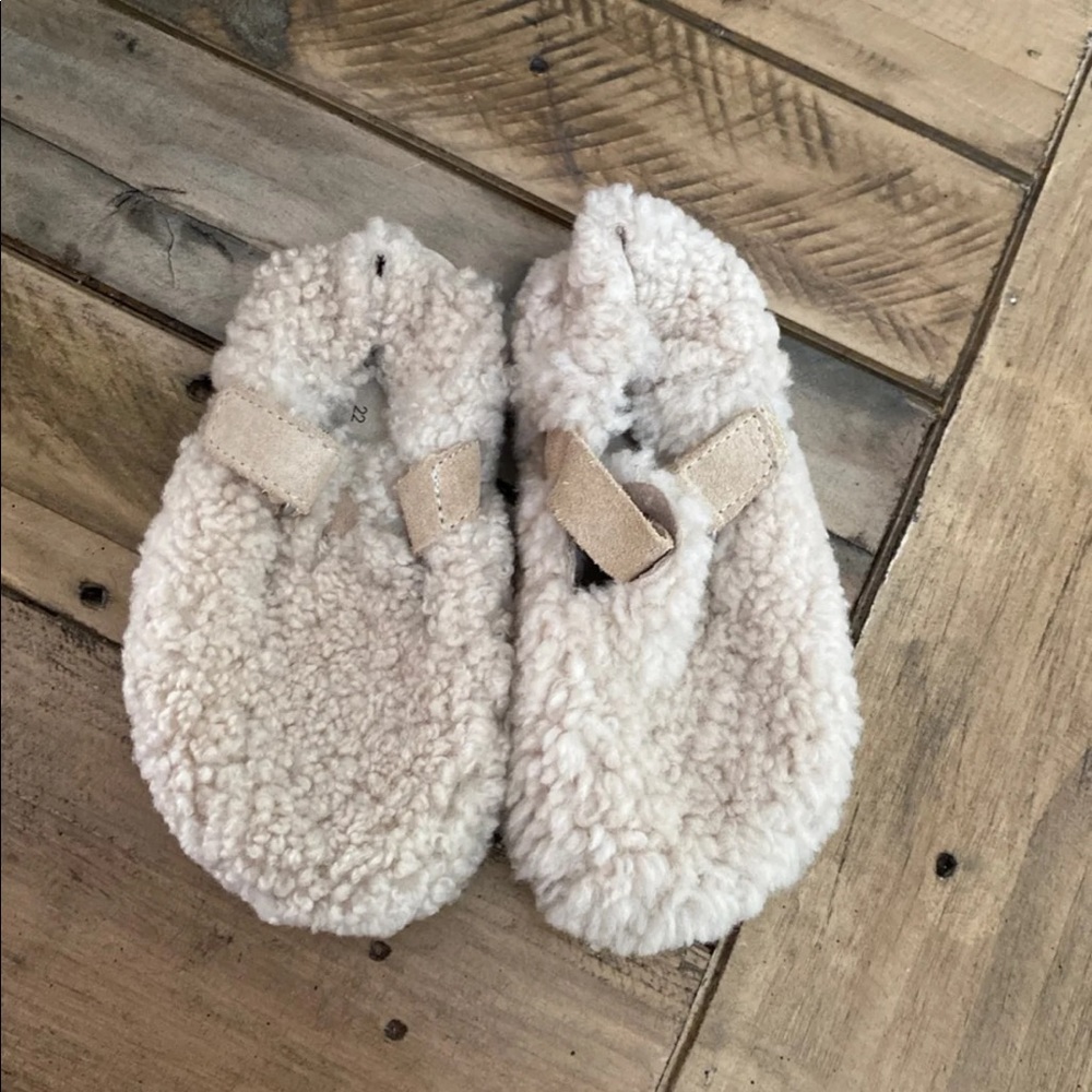 Zara clogs